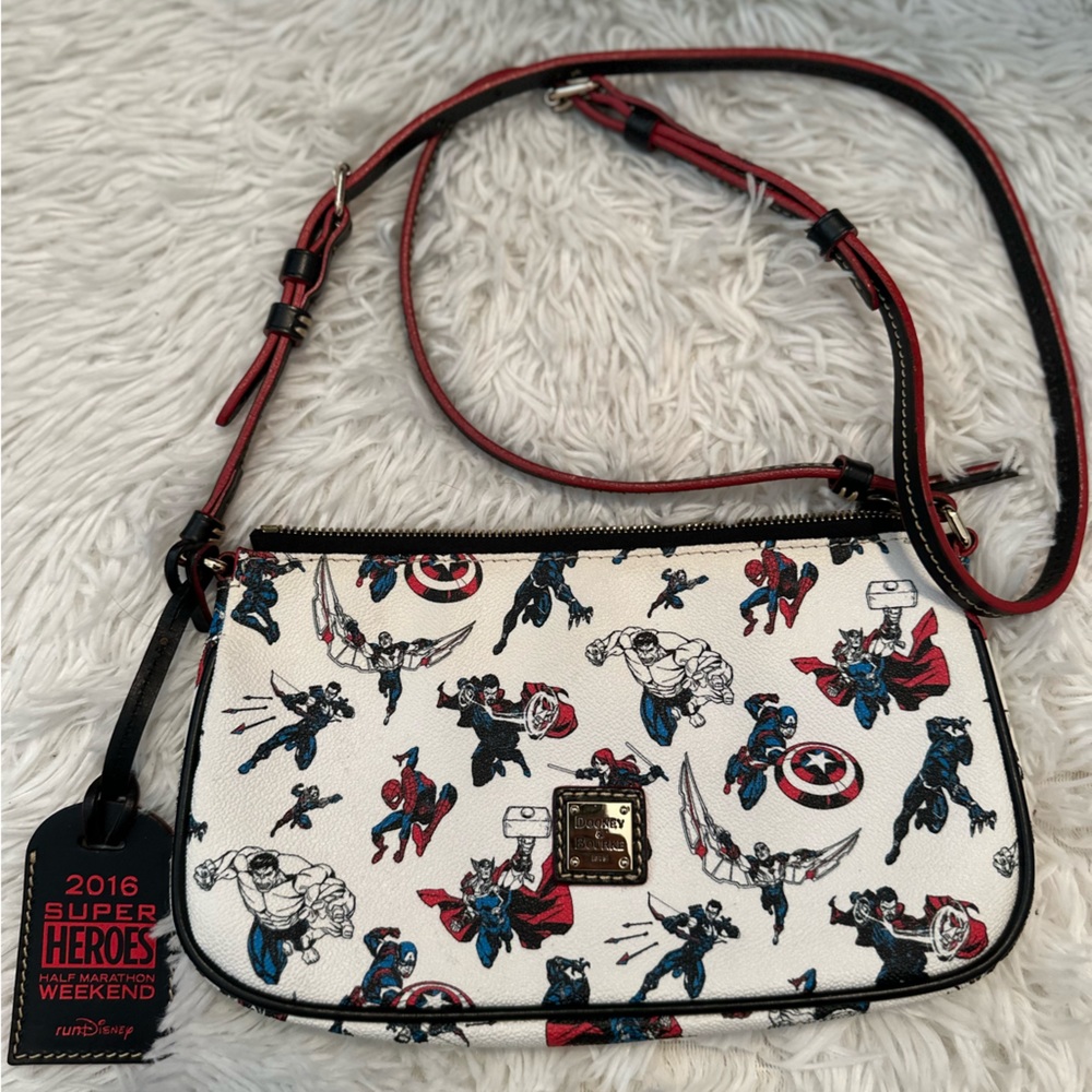 Dooney & Bourke 2016 Super Heroes Half Marathon Weekend Marvel crossbody.